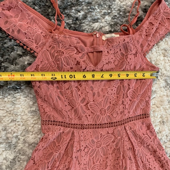 Francesca’s Collection Floral Pink Off Shoulder With Strap Dress Size sm… - Picture 10 of 17